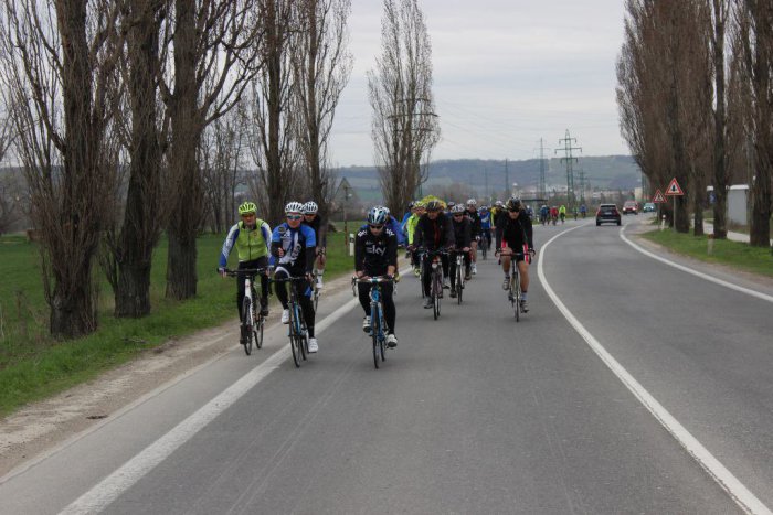 Ilustračný obrázok k článku Rozhýbte sa! Cyklisti vyrazia na túru cez 23 obcí, štartujú z Hlohovca
