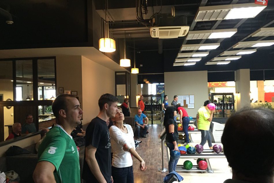 FOTO: Prvé kolo bowlingového turnaja Frašták Tours